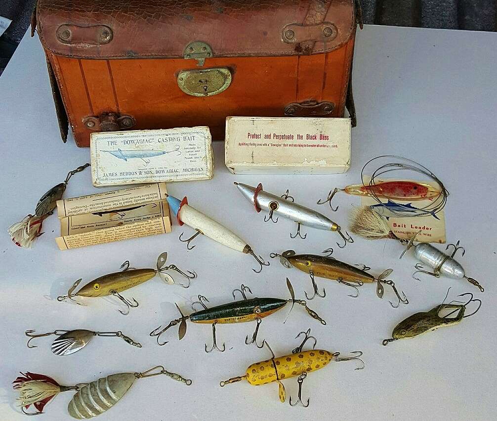 Legendary haul of VINTAGE LURES from Retro Bassin' Buds
