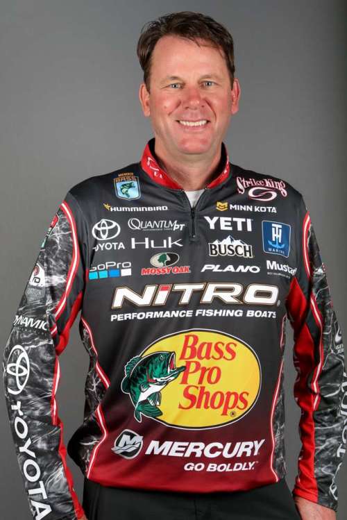 Kevin VanDam Adds the 2010 Bassmaster Classic Win Championship to His 2009  Angler-of-the-Year Title