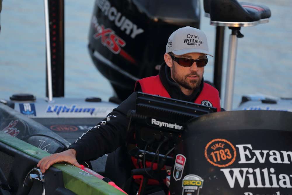 Inside Elite Boats: John Crews - Bassmaster