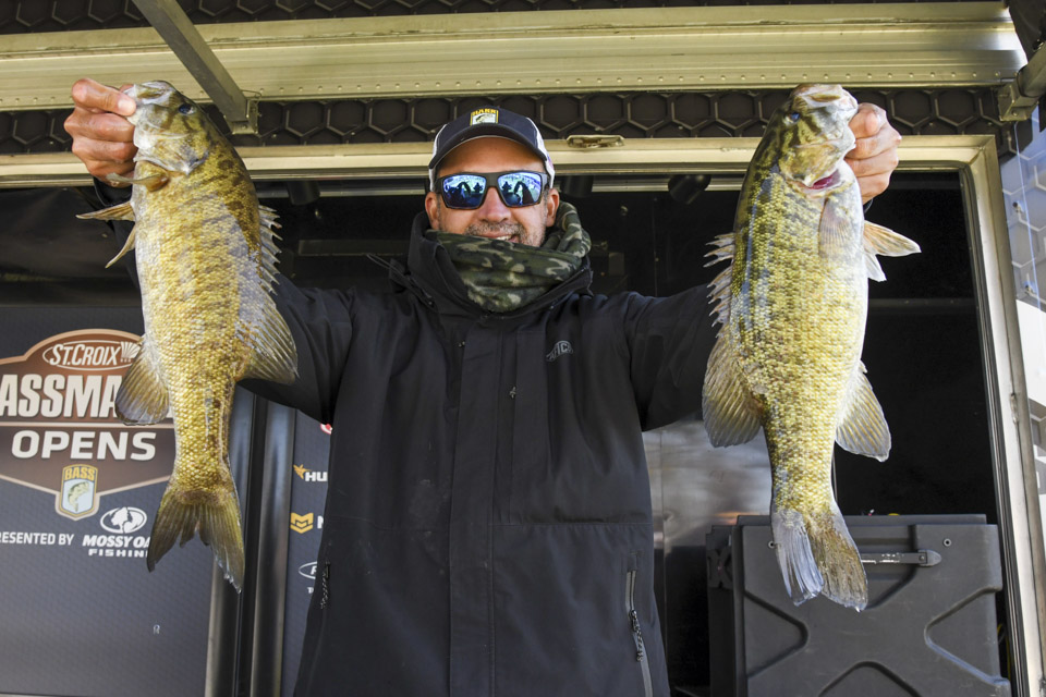 Combating the cold at Cherokee - Bassmaster