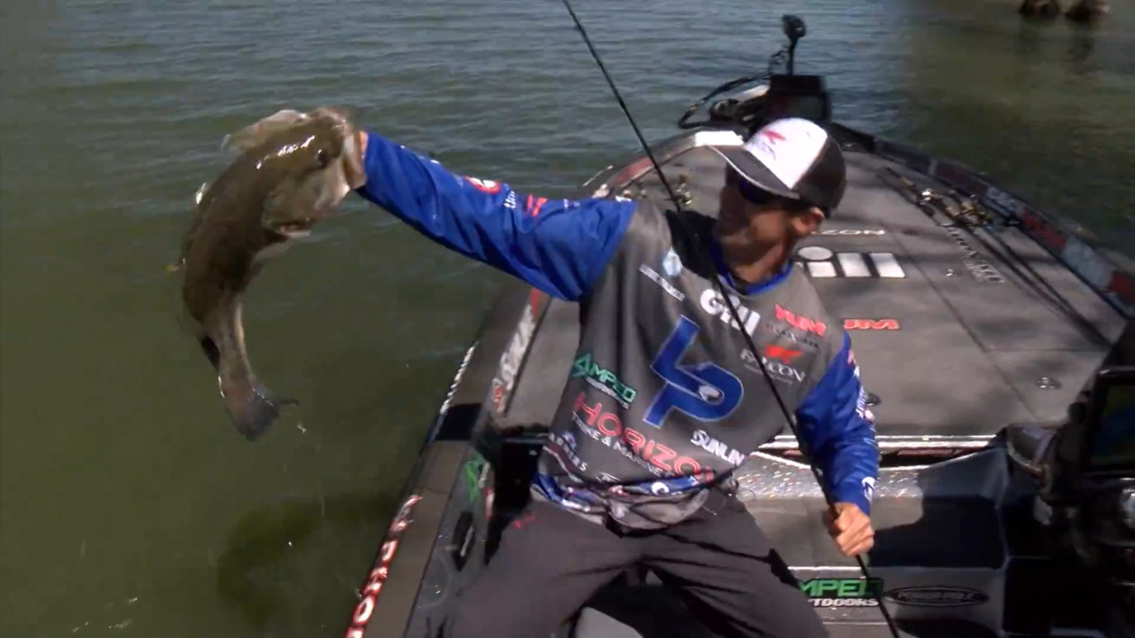 Palmer Slams the Door on Bassmaster Elite Series Win at Santee Cooper Lakes