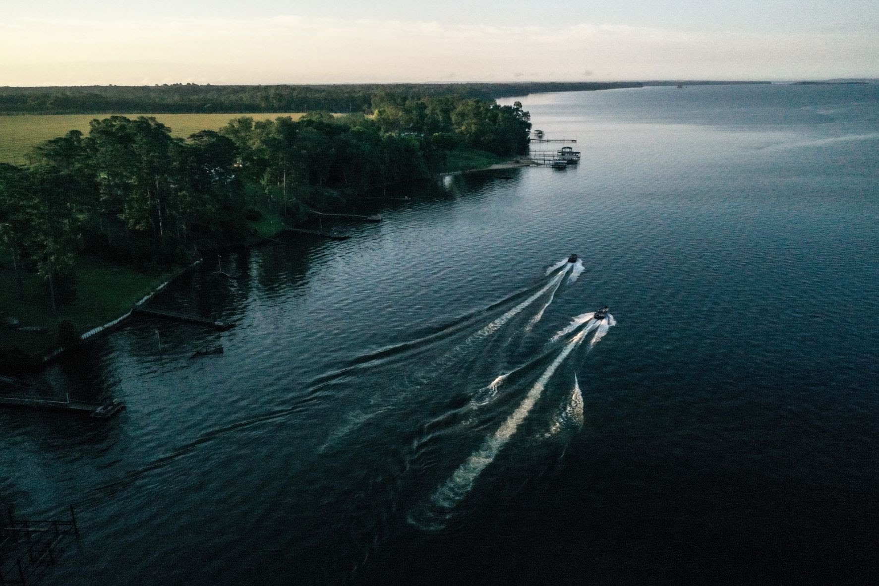 Boats race down Lake Eufaula in Alabama