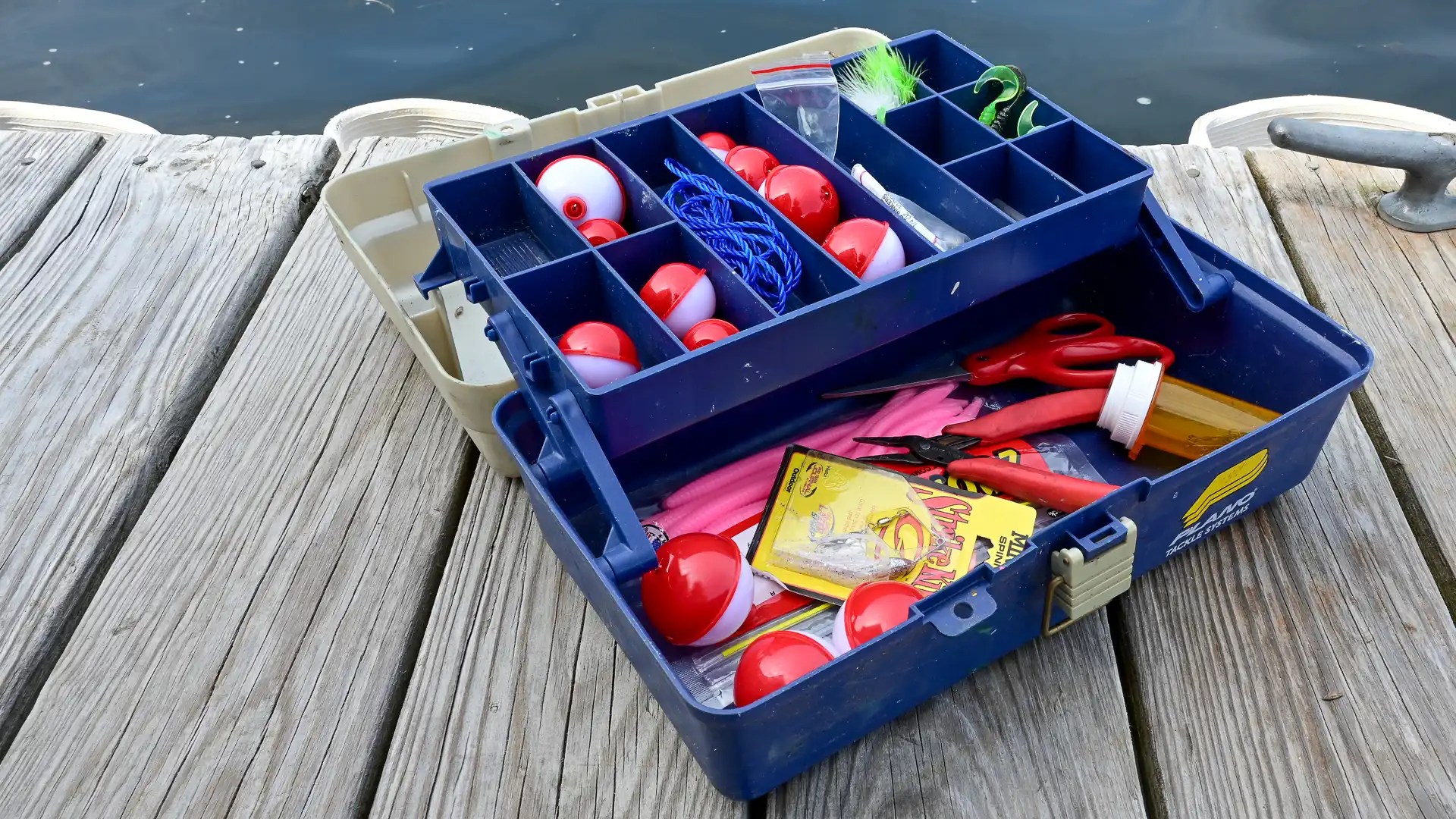1 Box Fishing Accessories Fishing Bulllet Weights Set Hooks Lead