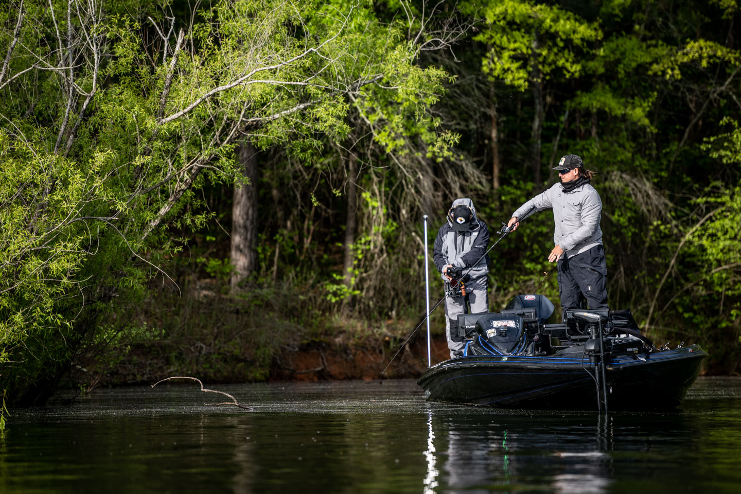 Milliken Takes On Buggs Island - Bassmaster