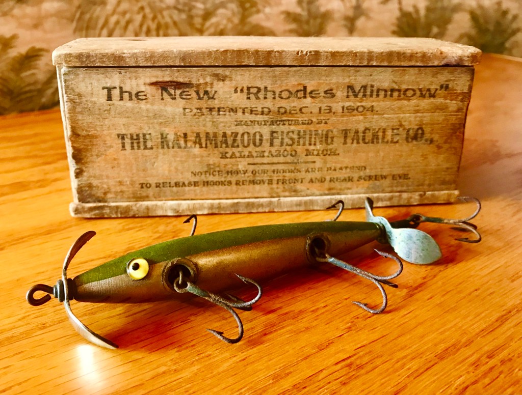SPINNING SIZE • Vintage Makinen Tackle Company WonderLure Fishing