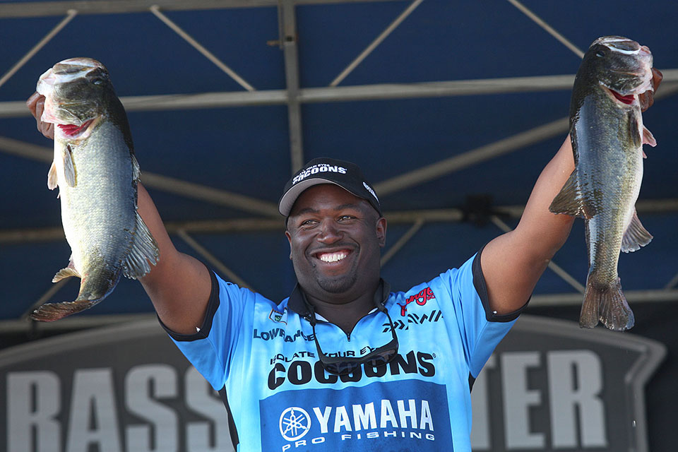 Bassmaster Elite pro Russ Lane adds a pinch weight to his