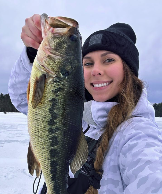 On the hook with Noelle Roth - Bassmaster